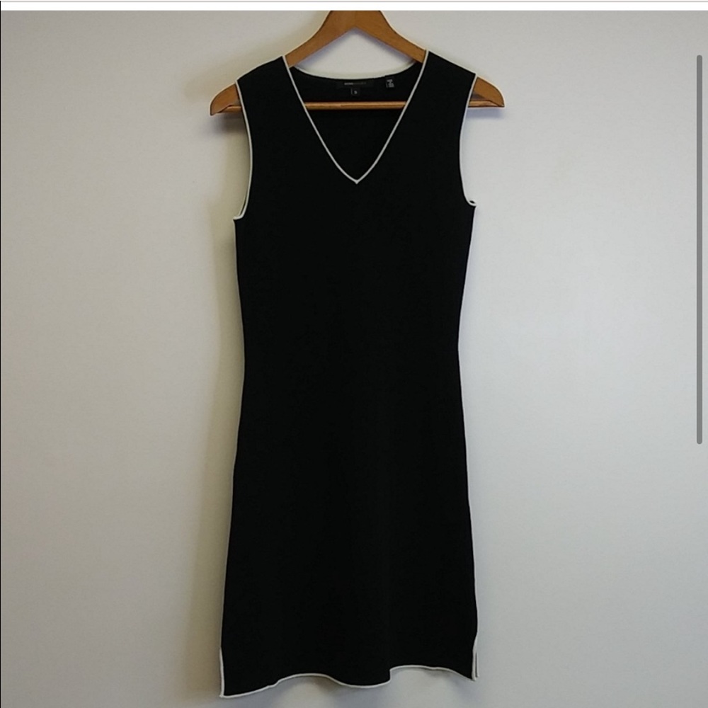 Bcbg Ribbed Black Dress White Trim😻
